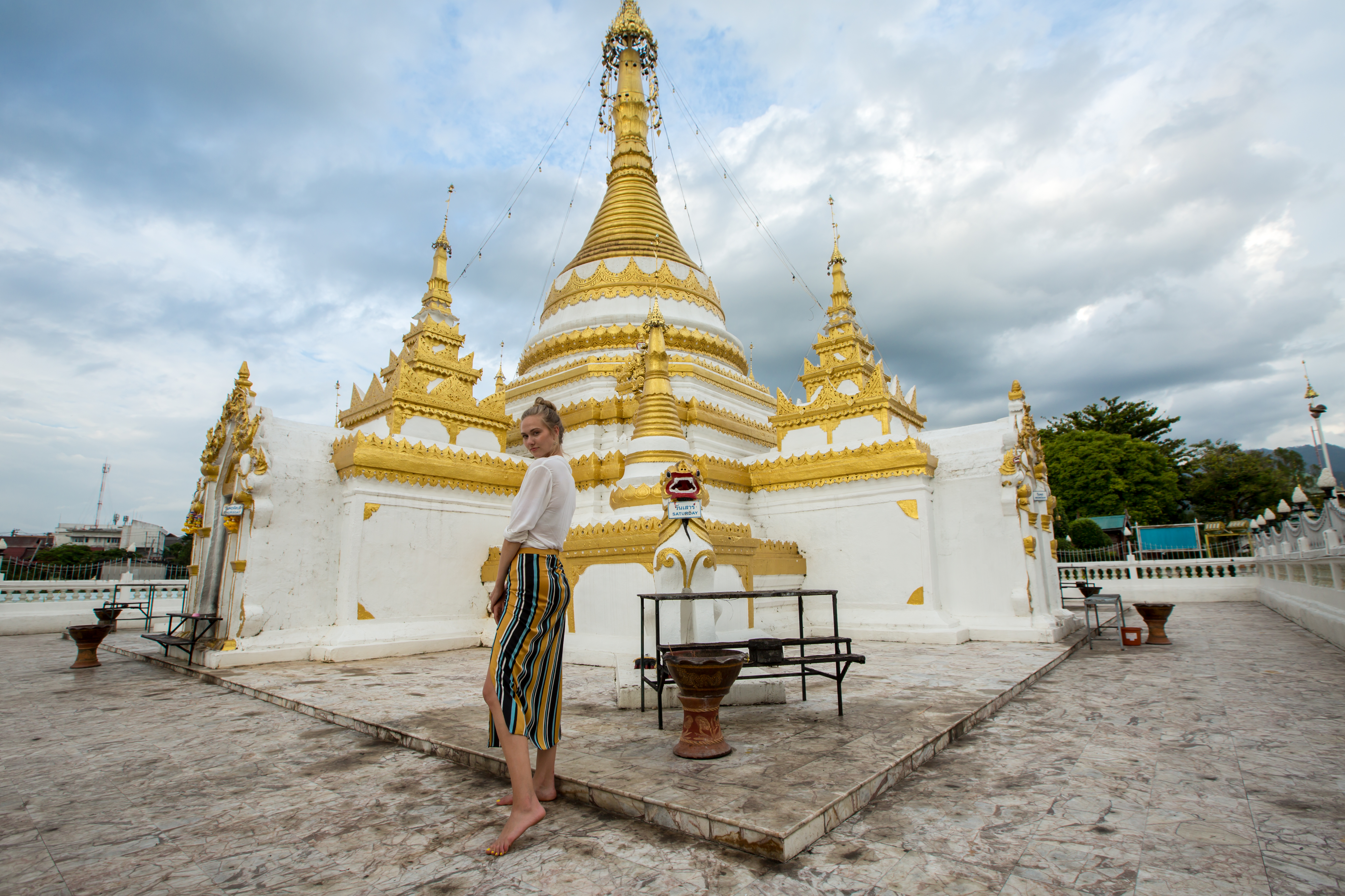 Lauren Howe in Thailand