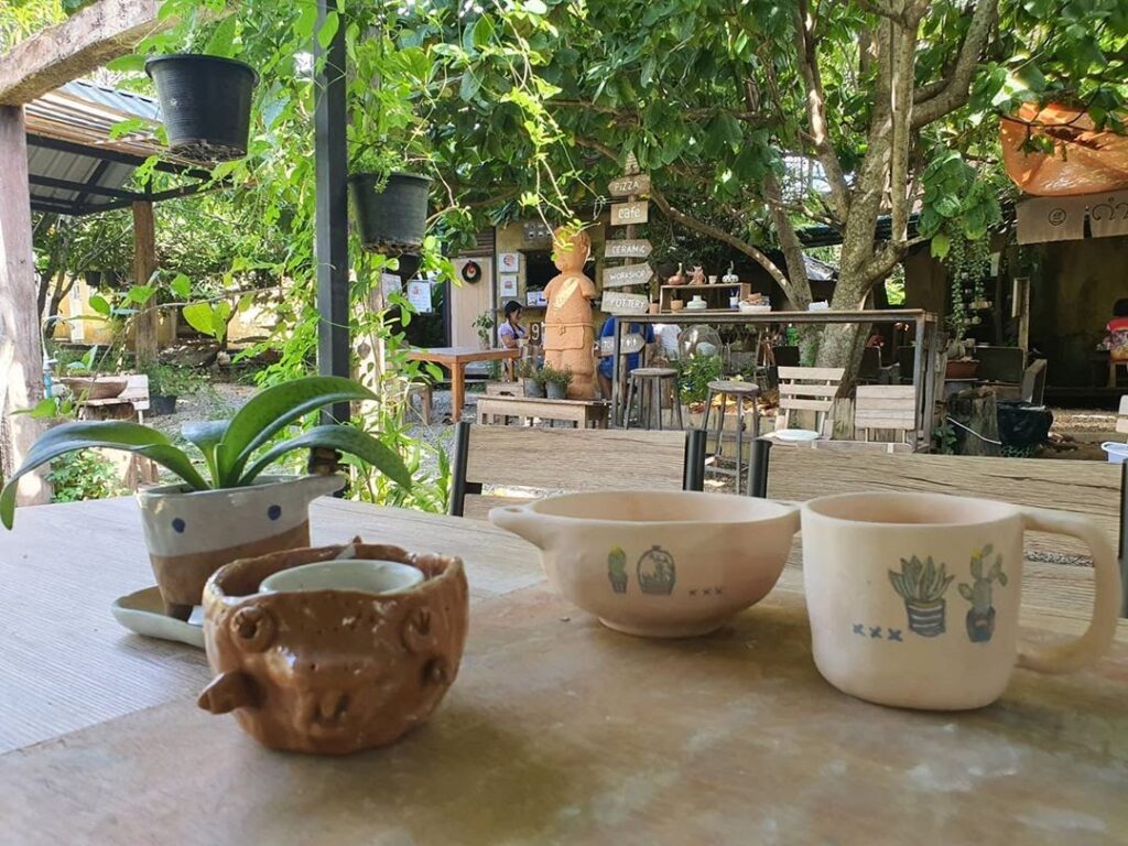 Kummee Studio | Thailand Insider