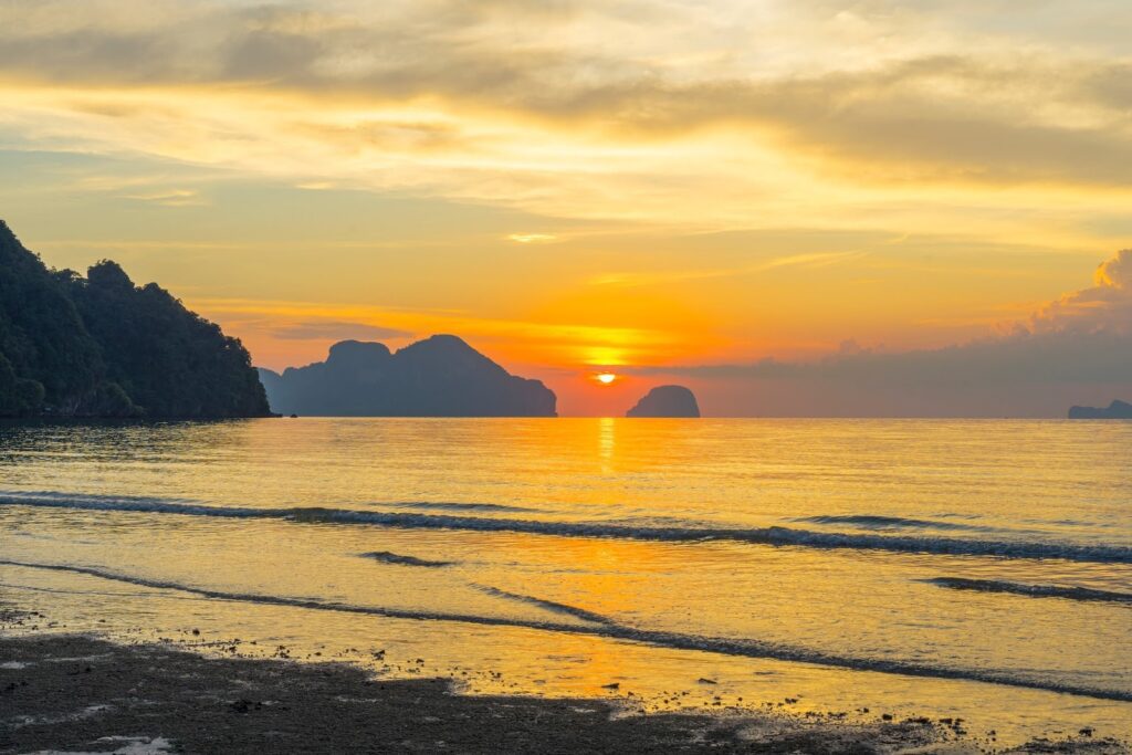 Sunset at Hat Chao Mai National Park