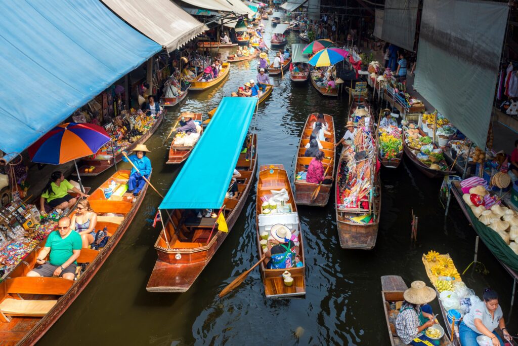 Khlong Lat Mayom Floating Market