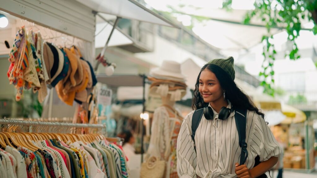lady doing shopping